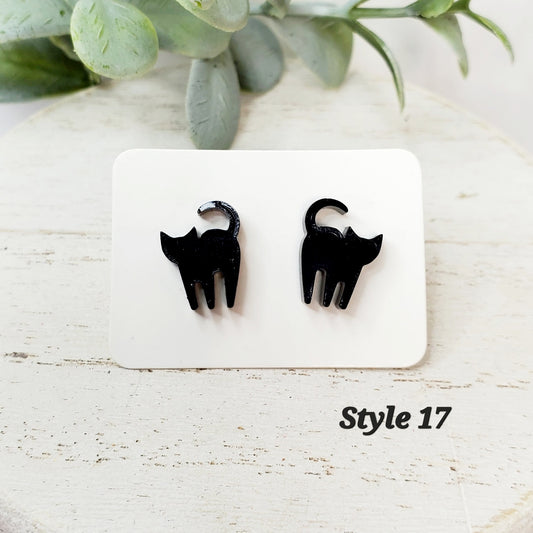 Witch Wood Studs | Style 17