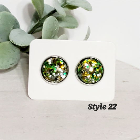 Classic Christmas Studs | Style 22