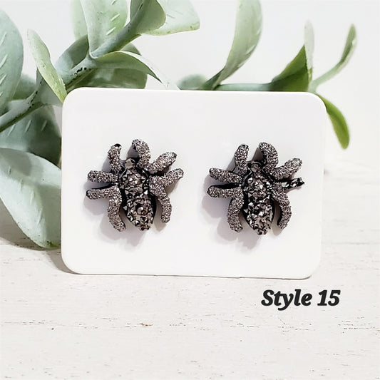 Witch Wood Studs | Style 15