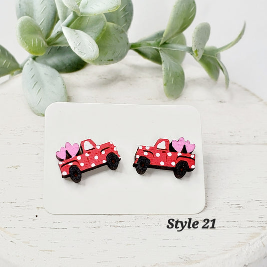 Love Wood Studs | Style 21