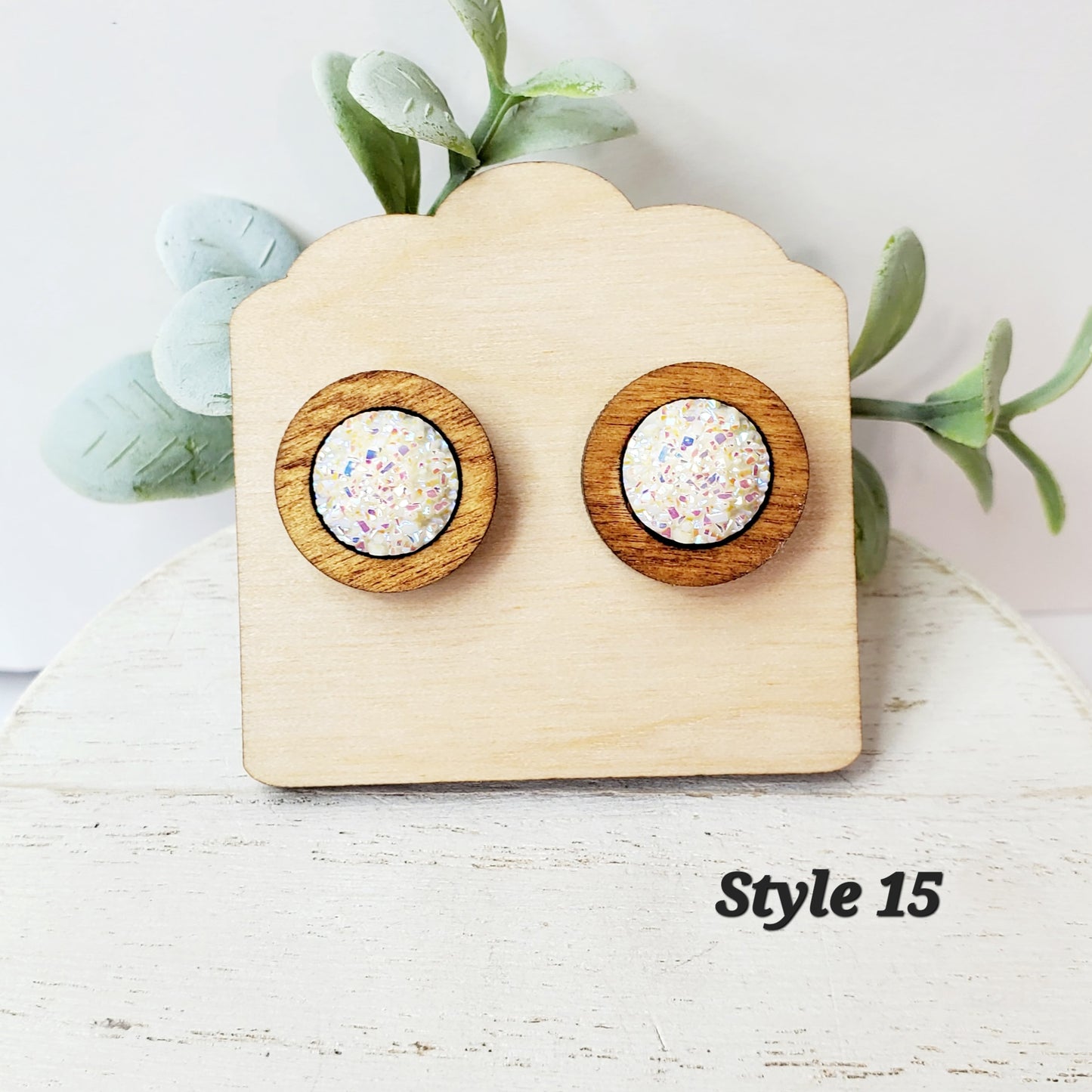 Premium Studs | Style 15