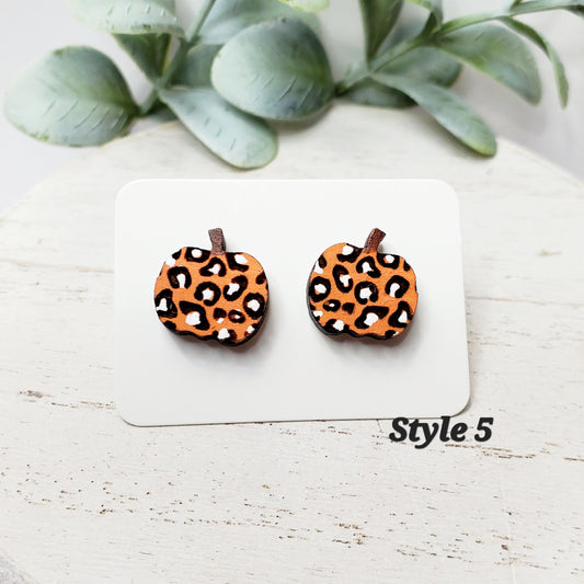 Cheetah Pumpkin Wood Studs | Orange