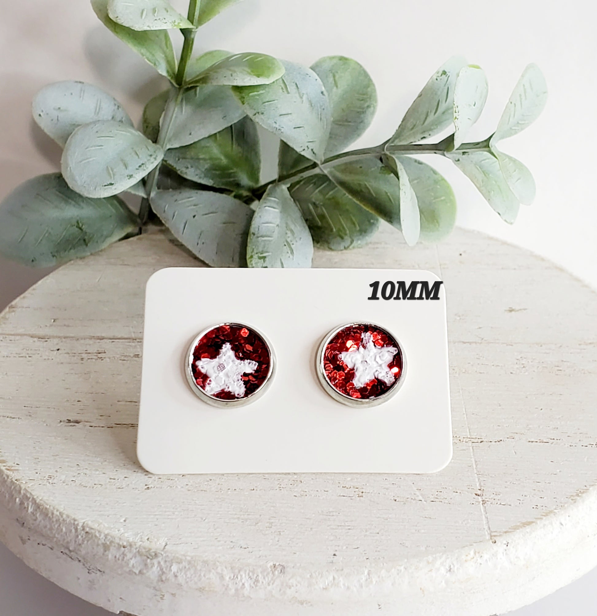 10MM Glitter Star Red Studs