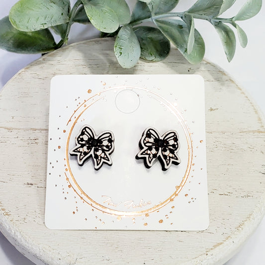 Soccer Bow Wood Studs