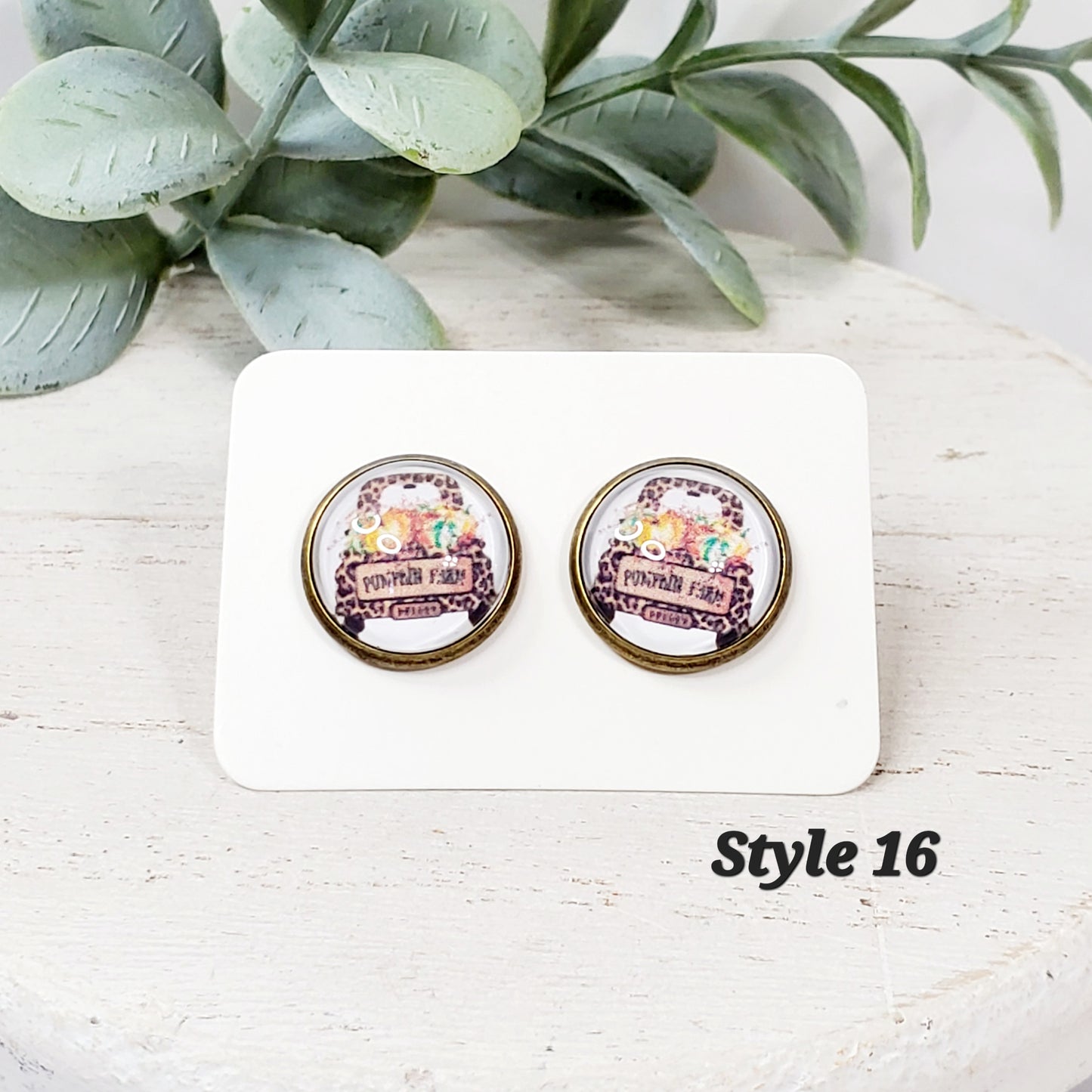 Pumpkin Studs | Style 16