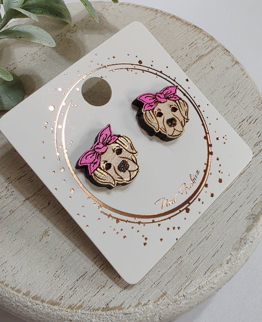 Lab with Bow Wood Studs