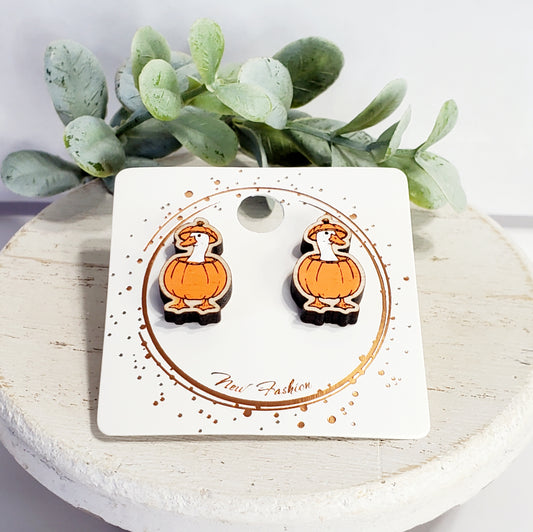 Goose Pumpkin Studs
