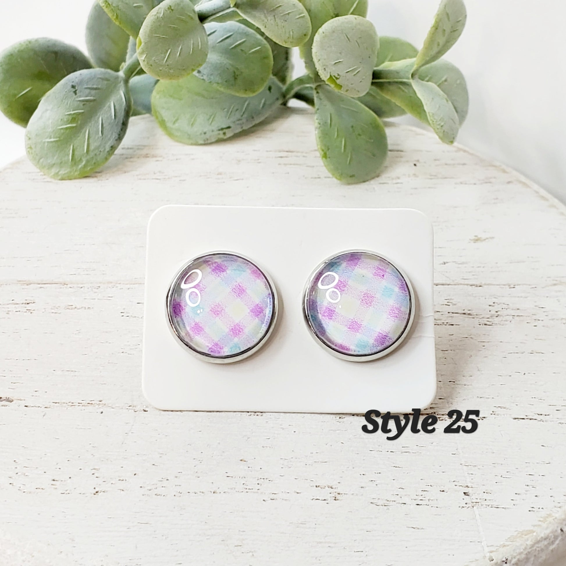 Spring Studs | Style 25