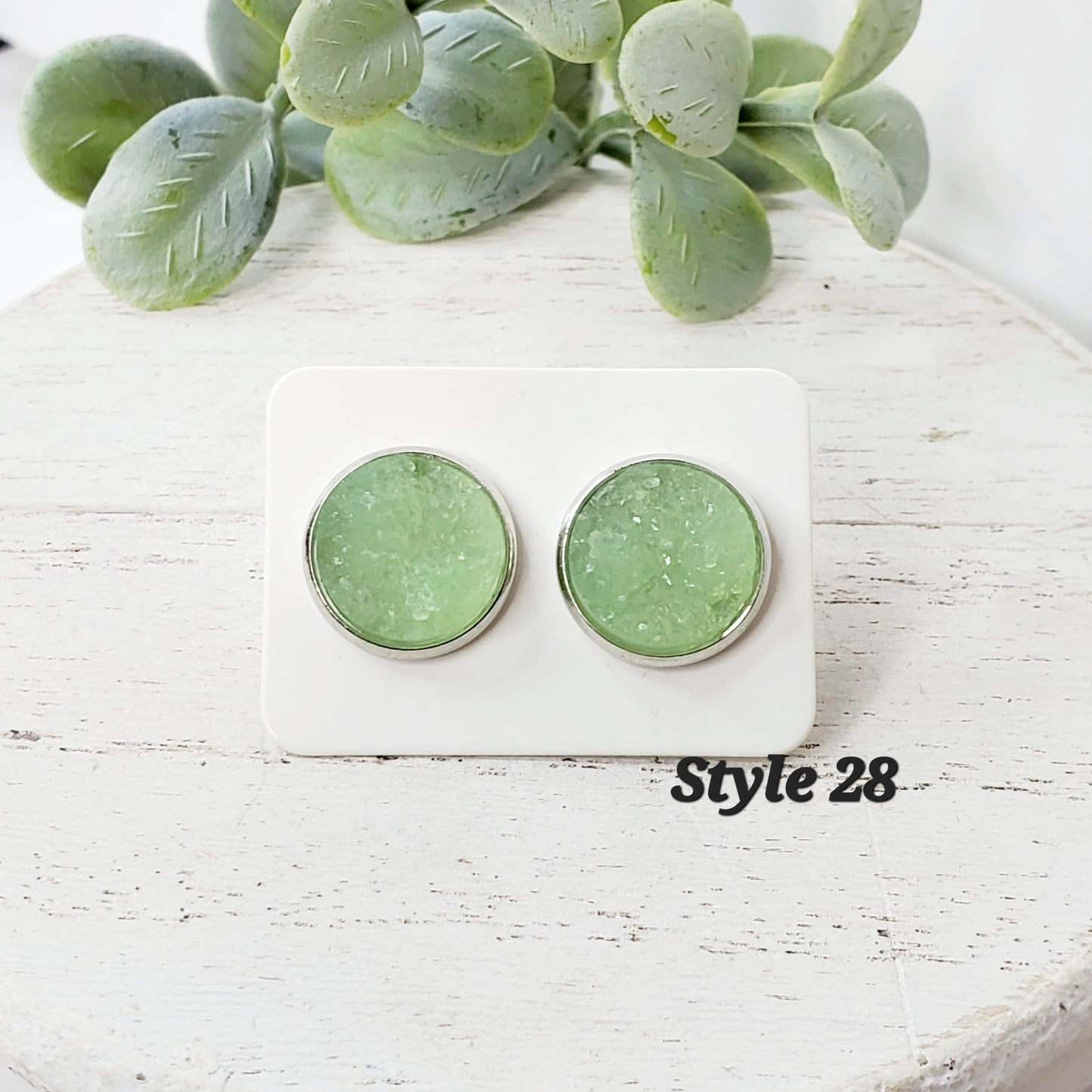 Spring Studs | Style 28