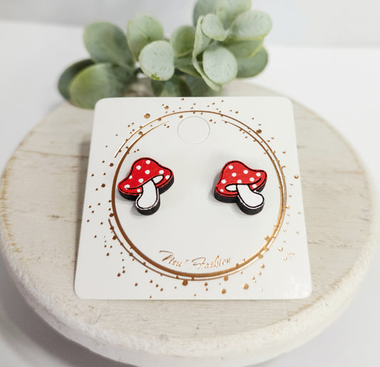Mushroom Wood Studs