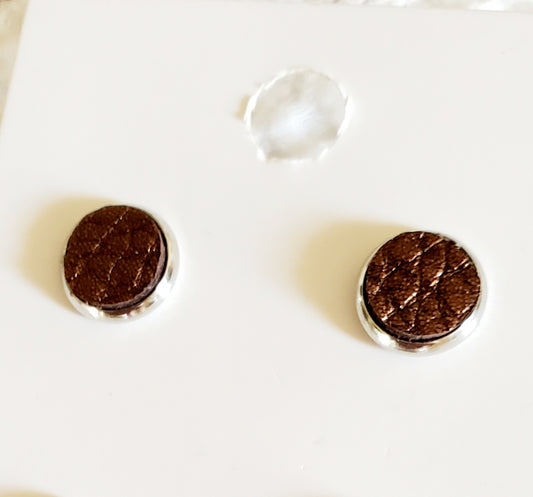 Nicole 8MM Brown Metallic Leather Studs